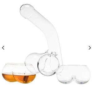 Elegant Glass Decanter Set with Glasses